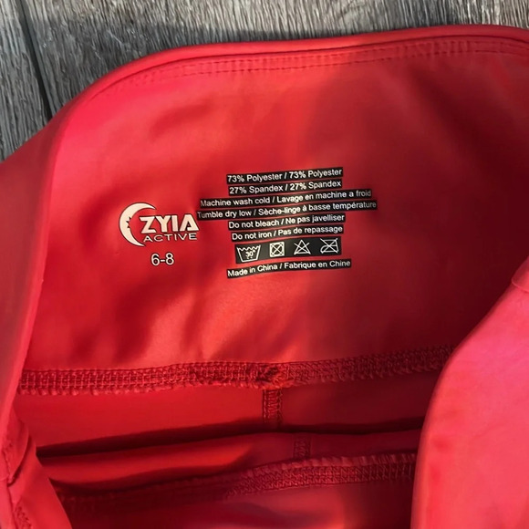 ZYIA ACTIVE RED METALLIC LIGHT & TIGHT HI RISE 7/8 - Picture 3 of 4